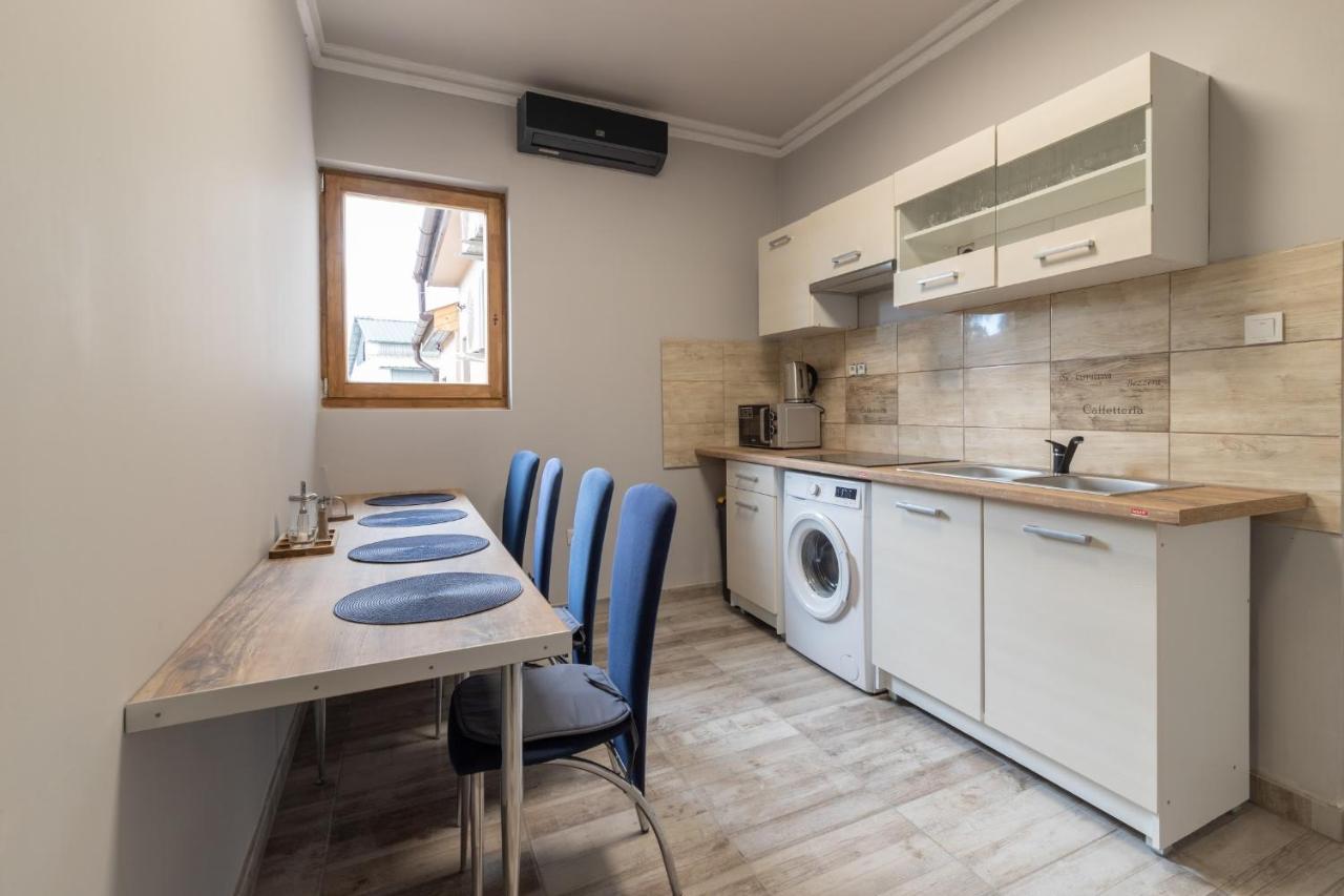 Ivanhoe Apartman Apartment Nyirbator Exterior photo