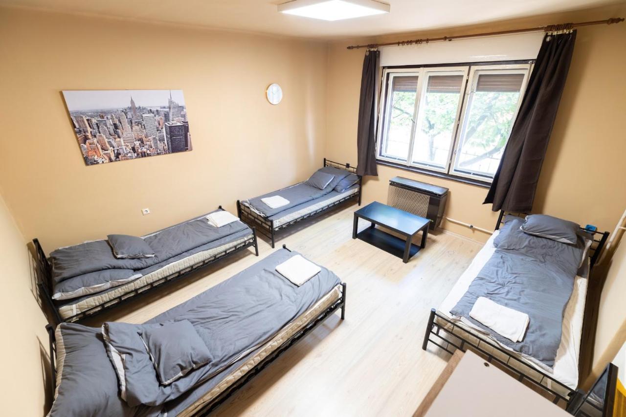 Ivanhoe Apartman Apartment Nyirbator Exterior photo